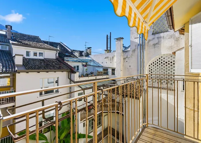 아파트 Center Penthouse *